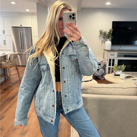 Madewell Jackets & Blazers - Madewell Lined Jean Jacket Size Large